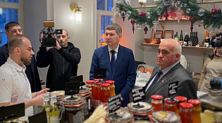 Сергей Ситников представил главе Минэкономразвития развитие одного из самых известных костромских брендов